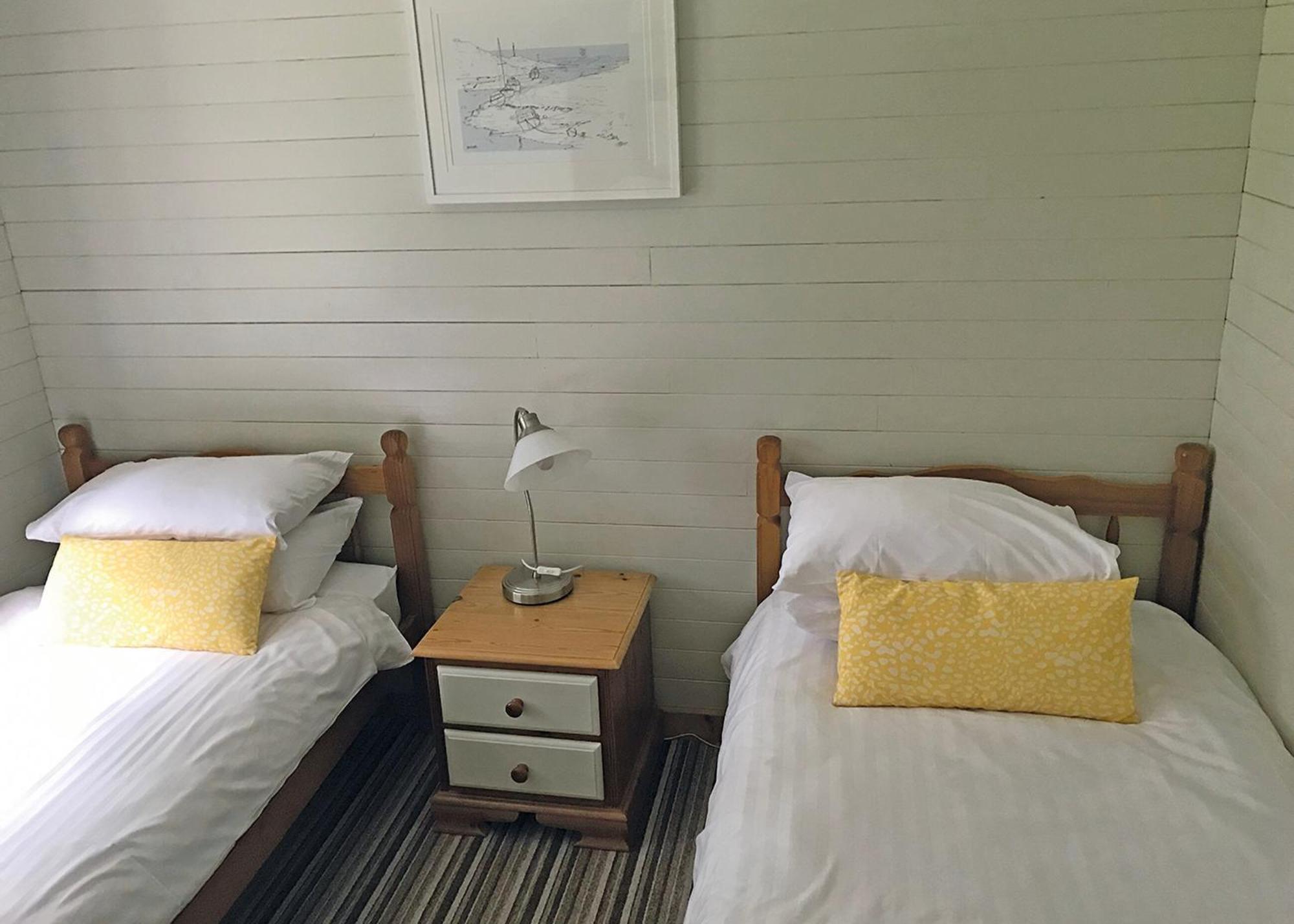 Ivyleaf Combe Lodges Stratton  客房 照片